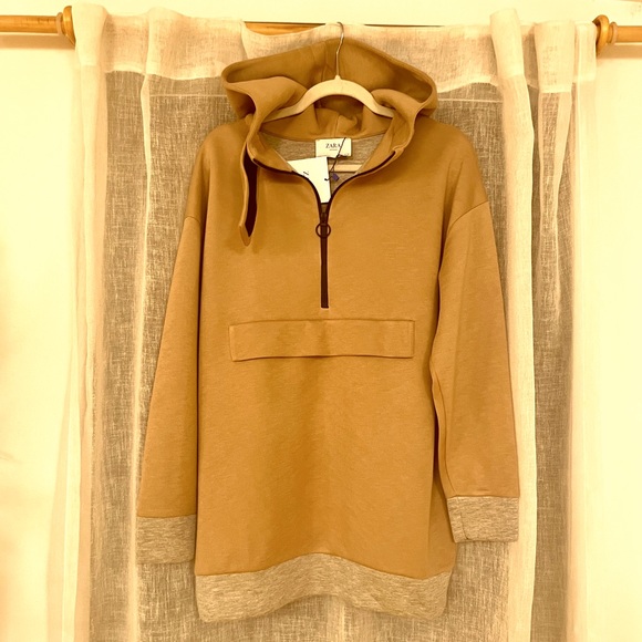 Zara Colorblock Sweatshirt - Picture 1 of 4